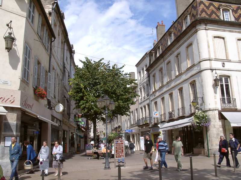 Beaune Street Scene